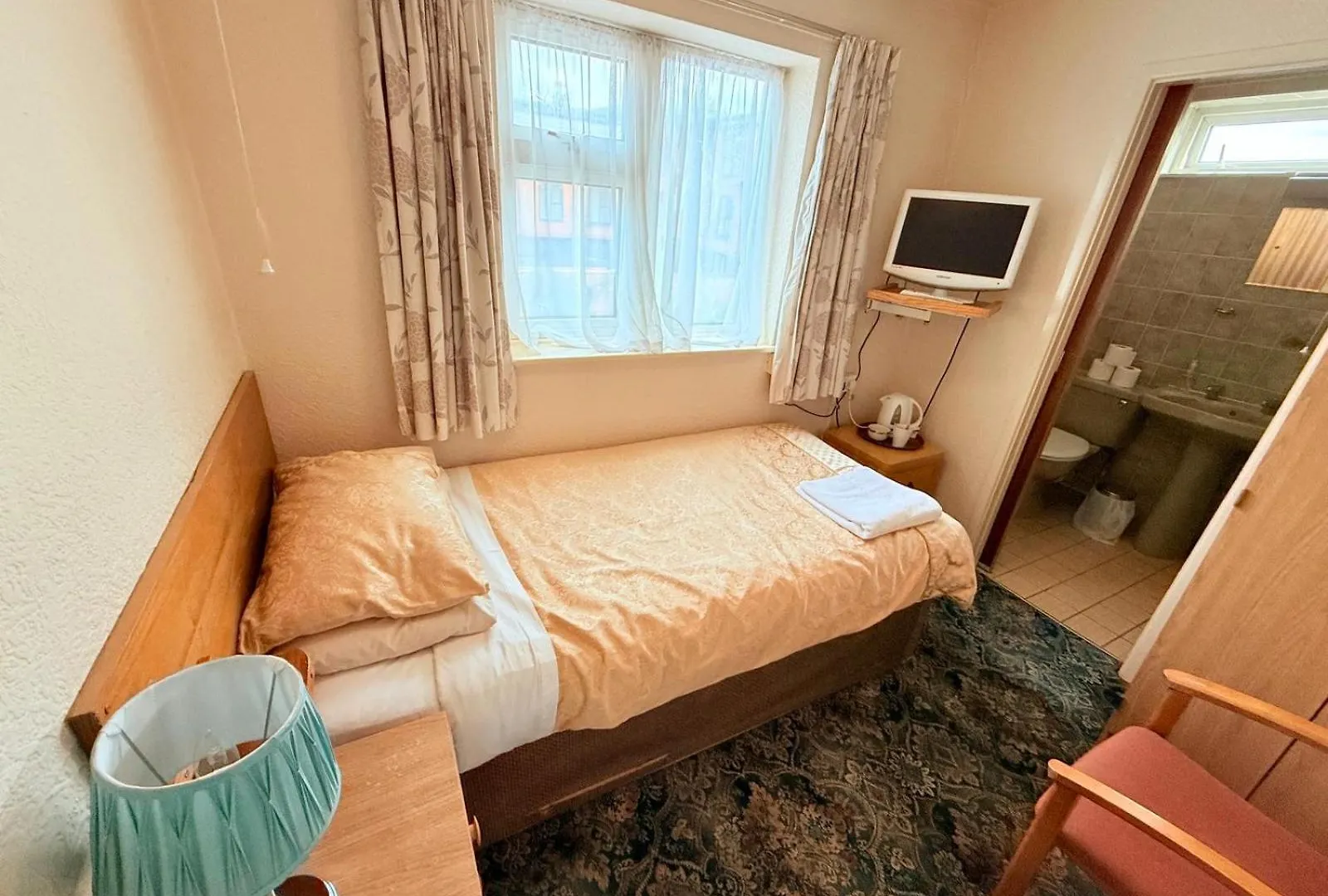 Opposite Hylands Hotel Single Rooms Nottingham Wielka Brytania